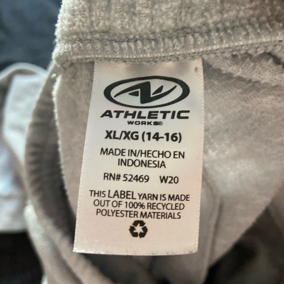 sweatpants - Picture 3 of 3